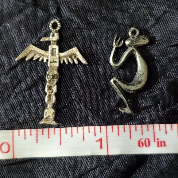 Native American Totem Pole & Kokopelli Earring, Pendant or Charm Base Metal - Picture 3 of 4